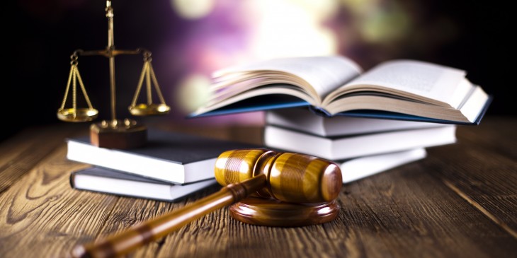 بررسی وضعیت قانون درباره بیت کوین